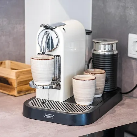 شقة Ruhiges Und Zentrales In Huettenfeld