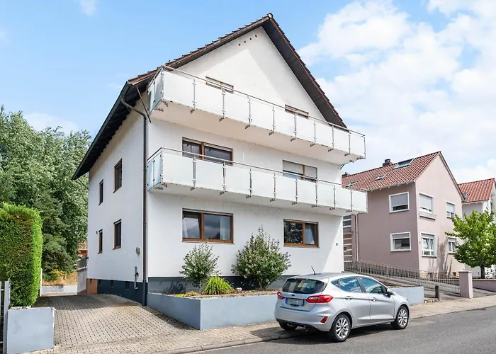 アパート Ruhiges Und Zentrales In Huettenfeld *