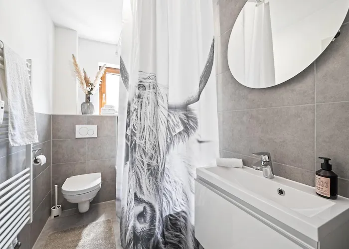 Ruhiges Und Zentrales In Huettenfeld * ラムパートハイム