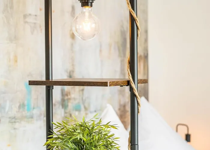 Ruhiges Und Zentrales In Huettenfeld アパート